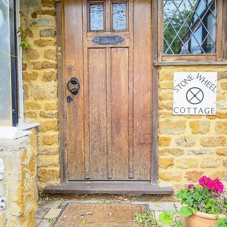 Stone Wheel Cottage Hook Norton ภายนอก รูปภาพ