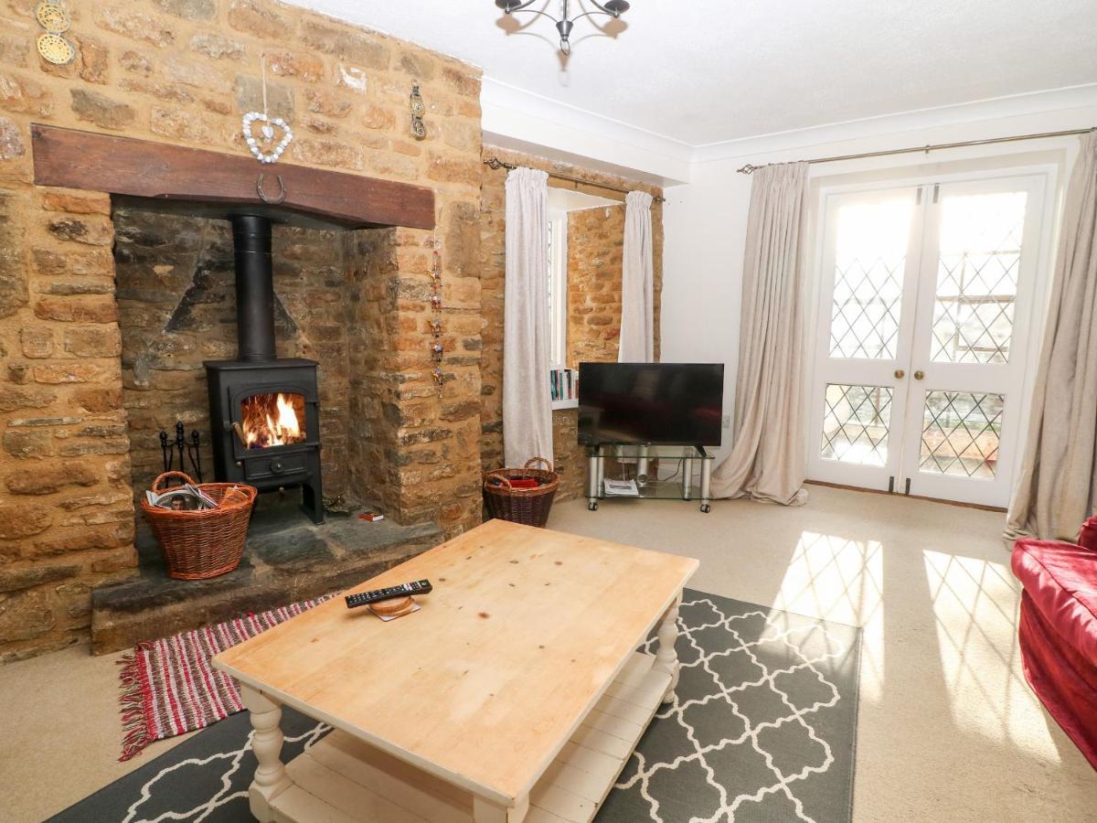 Stone Wheel Cottage Hook Norton ภายนอก รูปภาพ