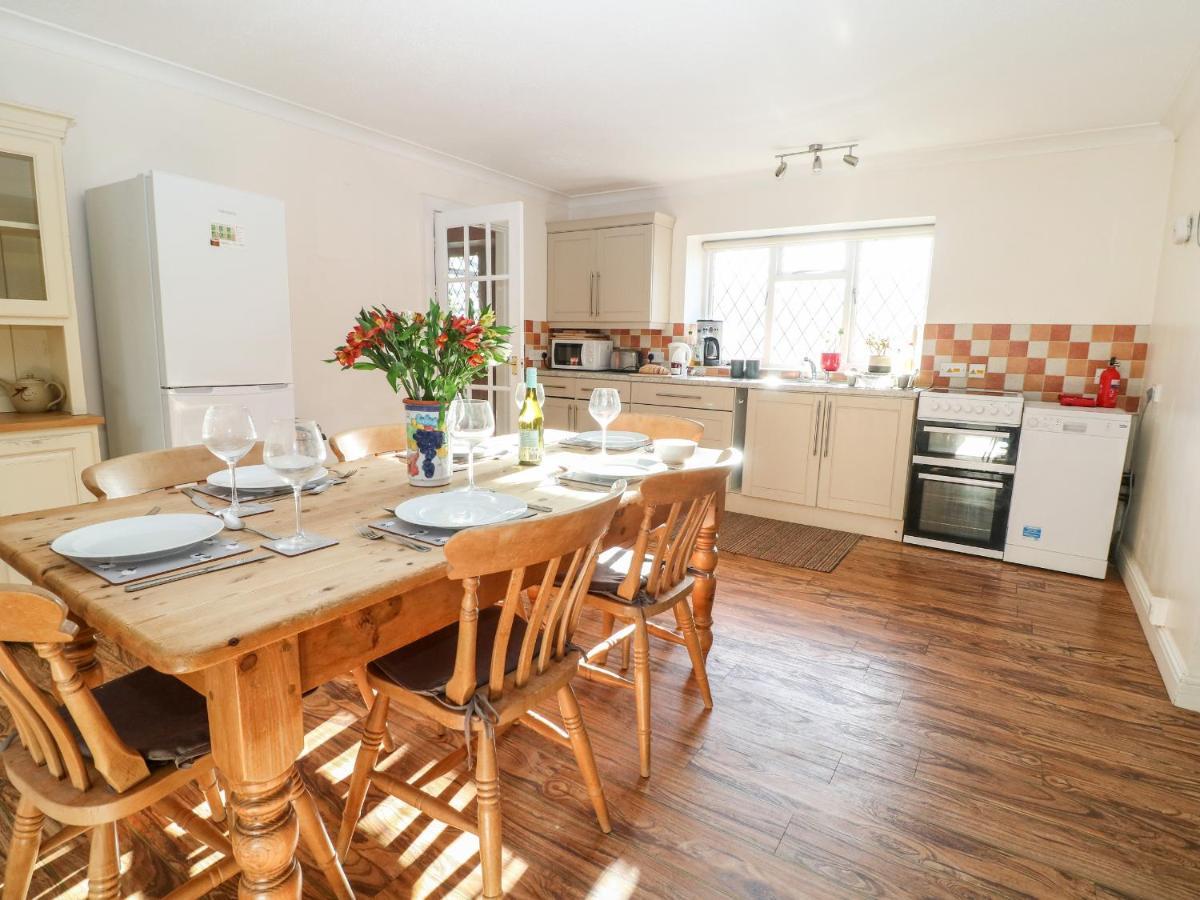 Stone Wheel Cottage Hook Norton ภายนอก รูปภาพ