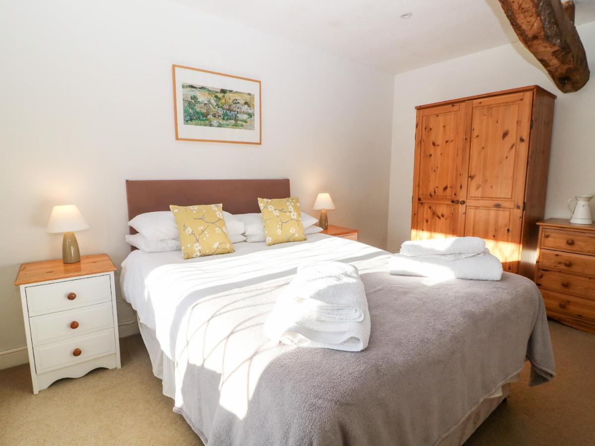Stone Wheel Cottage Hook Norton ภายนอก รูปภาพ